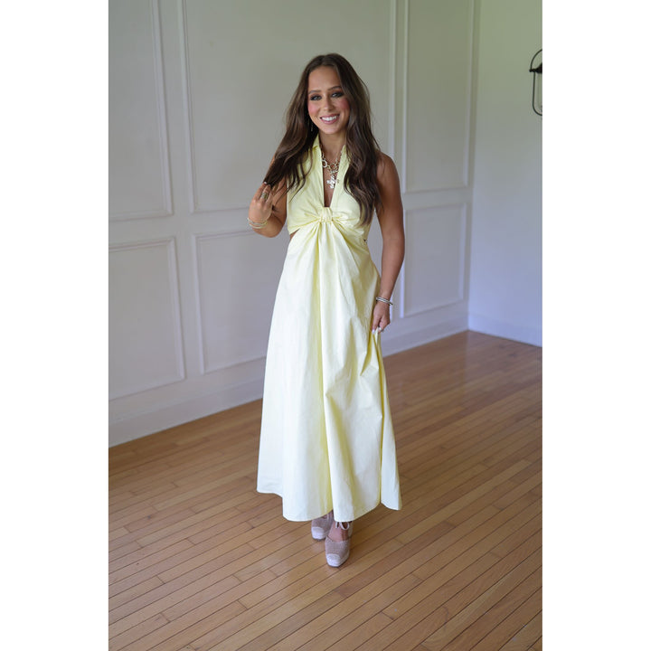 Woman in a light yellow dress 