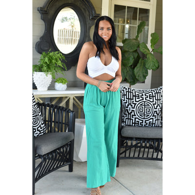 White Ruched Crop Top and Green Flowly Pants
