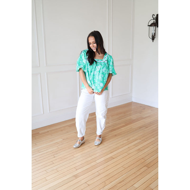 GREEN FLORAL TOP