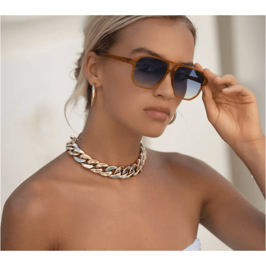 Woman wearing sunglasses