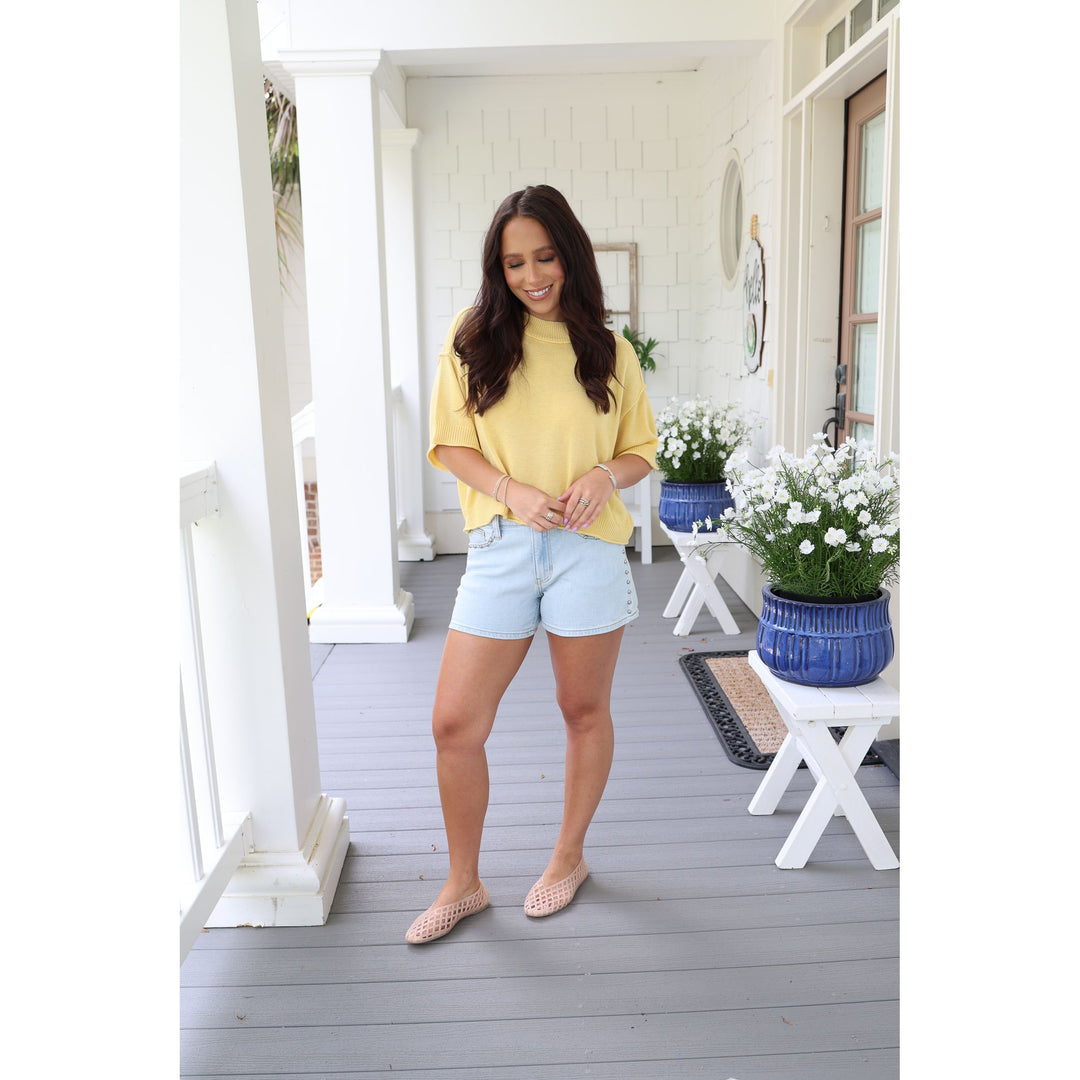 denim shorts 