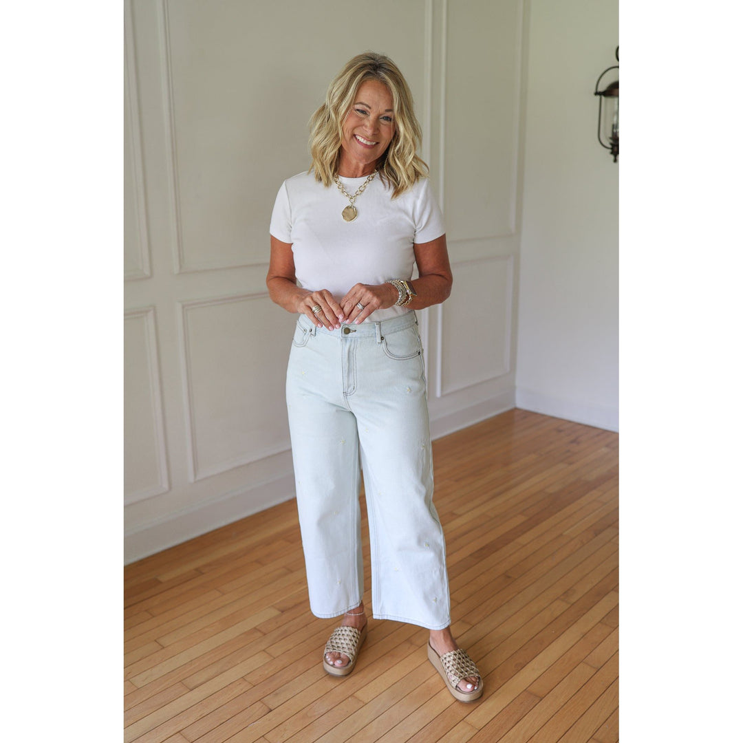 Flower embroidered jeans